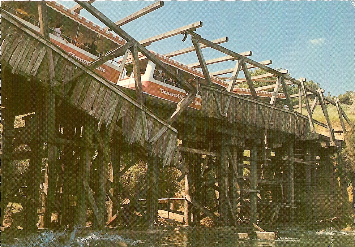 collapsingbridgepostcard1.jpg